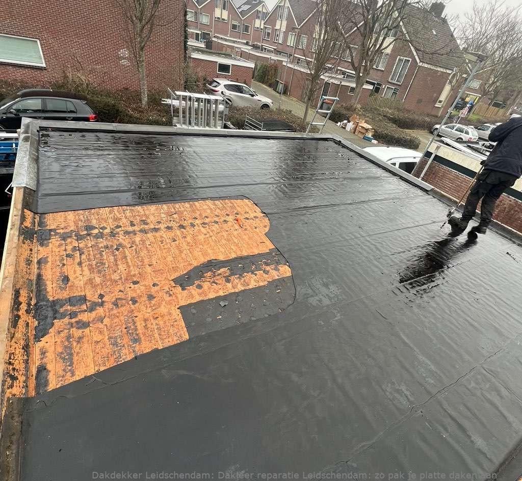 Dakleer reparatie Leidschendam: zo pak je platte daken aan